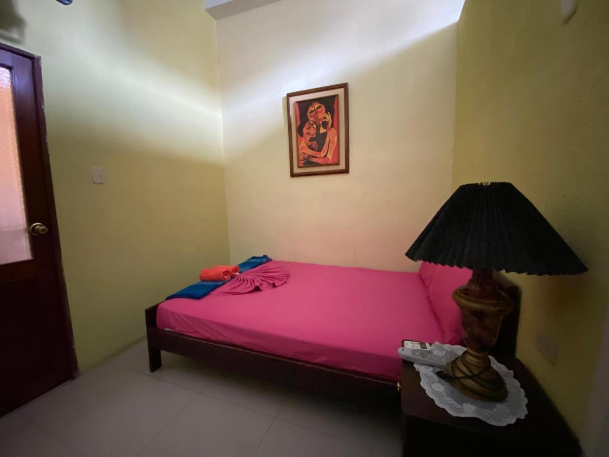 Hostal Puerto Azul مانتا المظهر الخارجي الصورة